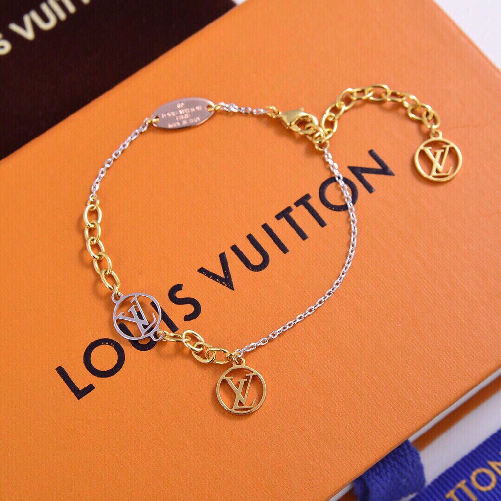 Louis Vuitton Logomania 18K Gold Bracelet product image 6, provided for visual reference and product detail review