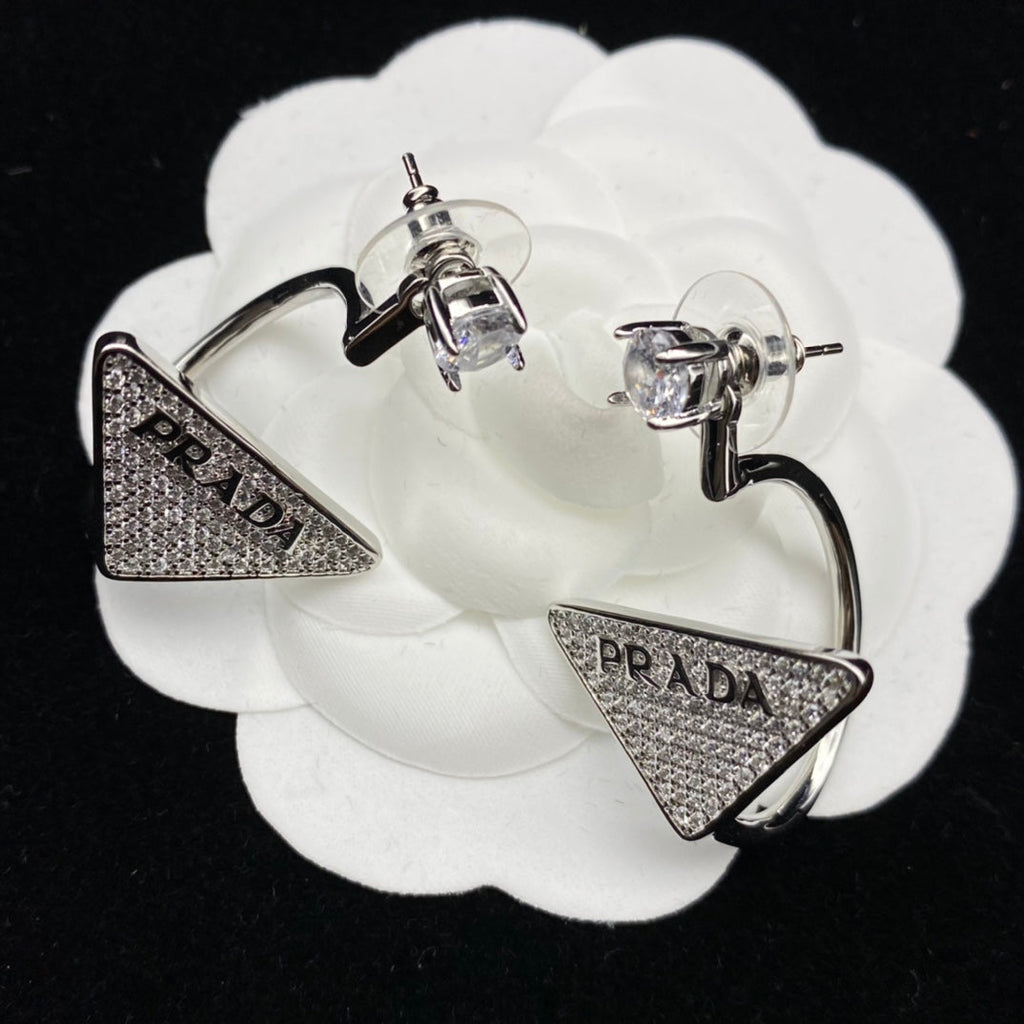 Diamond 18K Gold Earrings product image 4, provided for visual reference and product detail review