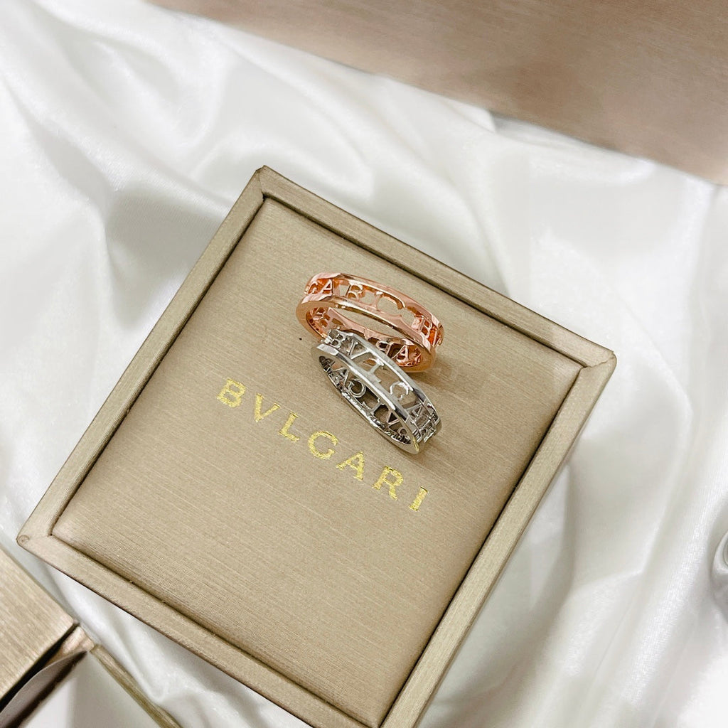 B.zero1 18K Gold Ring product image 15, provided for visual reference and product detail review