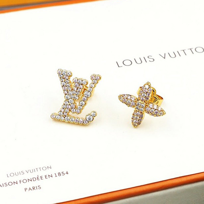Louis Vuitton Iconic Tr ̈¦sor 18K Gold Earrings product image 1, provided for visual reference and product detail review