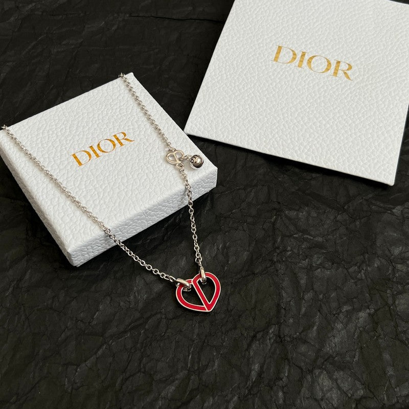 Dior Heart 18K Gold Necklace product image 6, provided for visual reference and product detail review