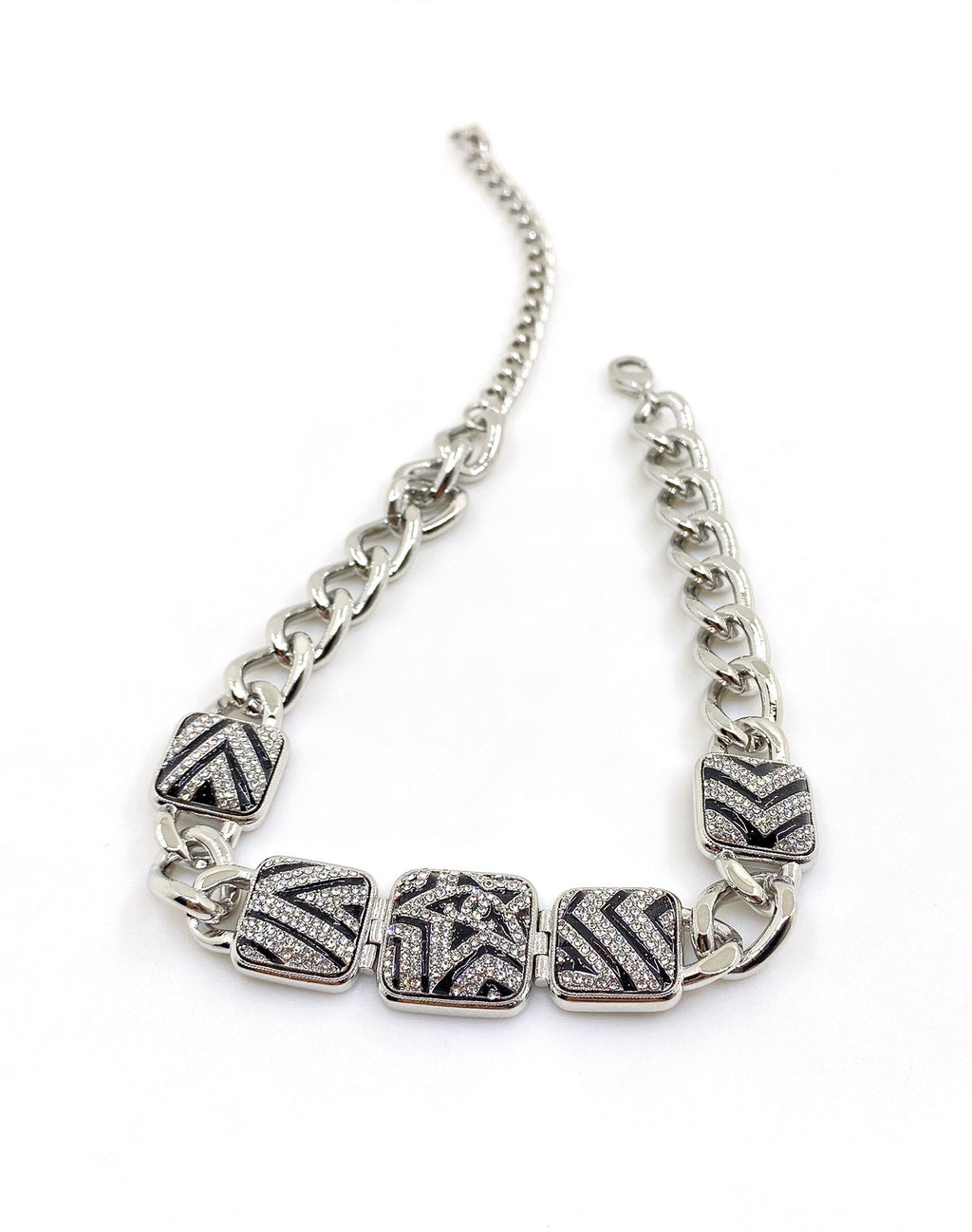 Chanel Star Diamonds 18K Gold Necklace product image 4, provided for visual reference and product detail review