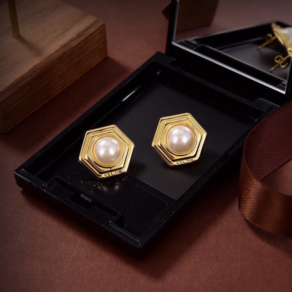 Celine Pearl 18K Gold Earrings product image 6, provided for visual reference and product detail review