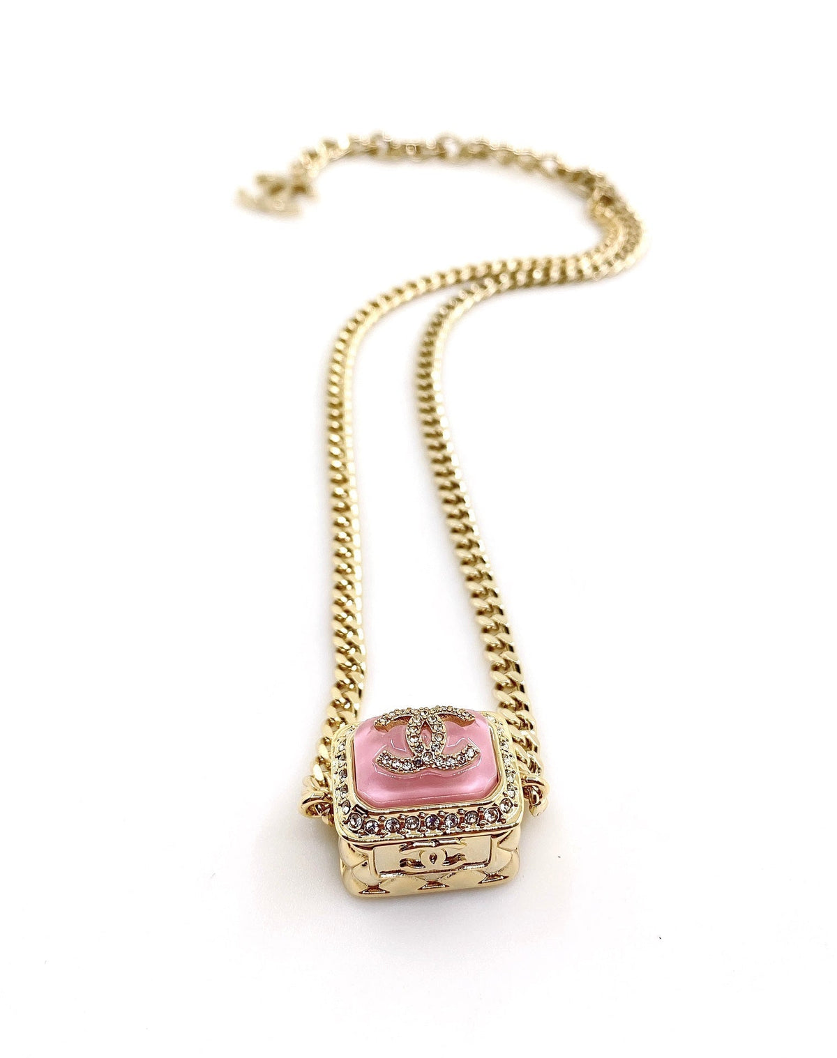 Chanel Pink Resin Chain 18K Gold Necklace product image 4, provided for visual reference and product detail review