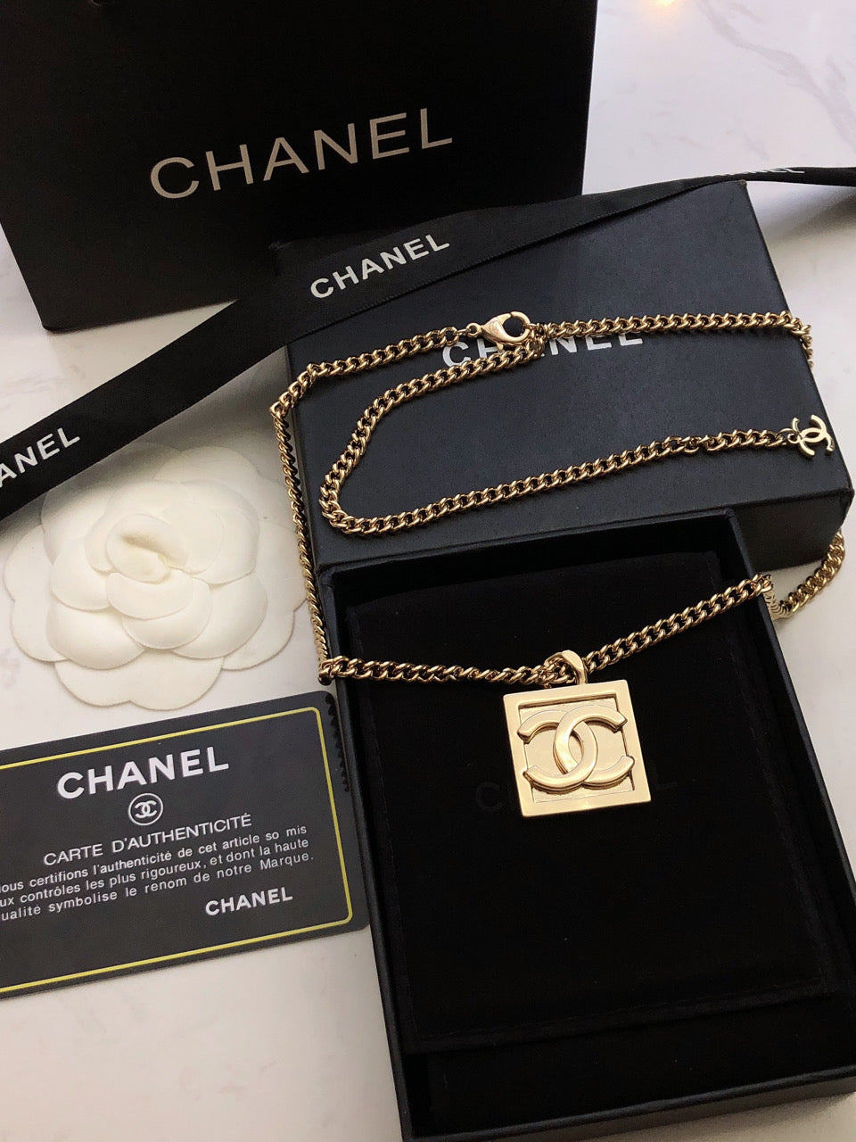 Chanel Square Logo 18K Gold Necklace product image 8, provided for visual reference and product detail review