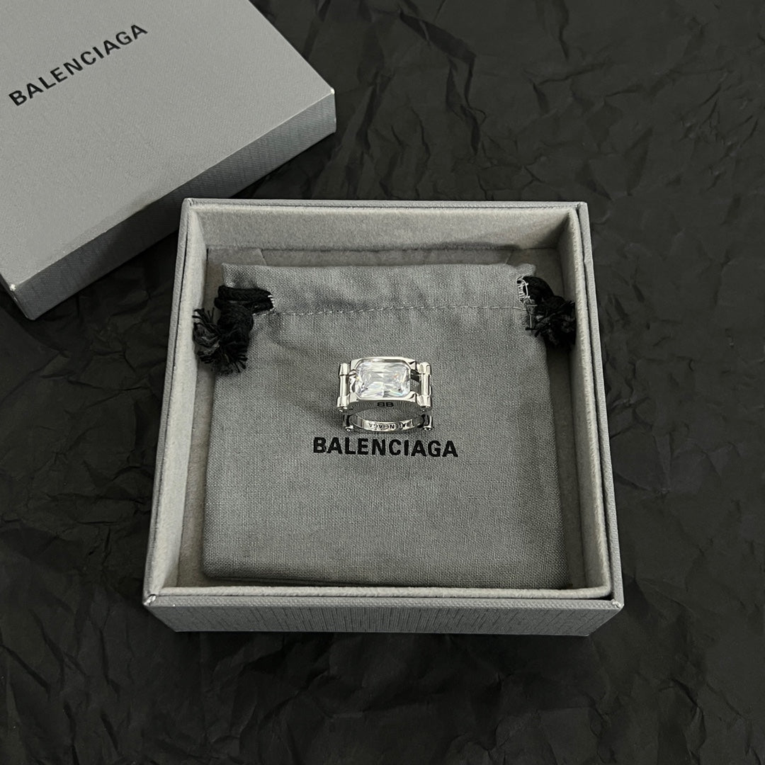 Balenciaga Crystal 18K Gold Ring product image 5, provided for visual reference and product detail review
