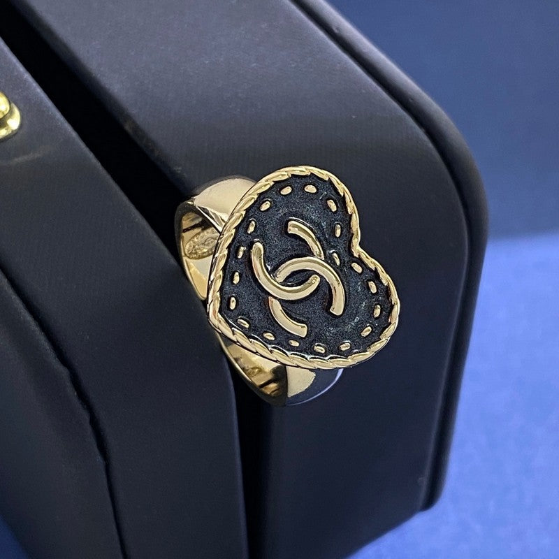 Chanel Black Open 18K Gold Ring product image 4, provided for visual reference and product detail review
