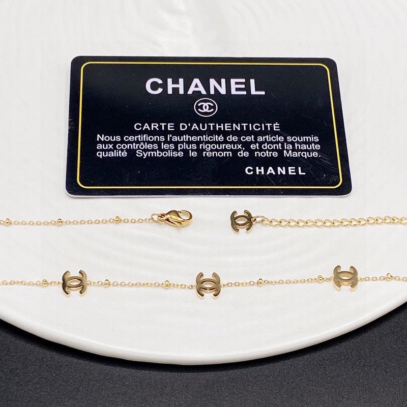 Chanel Small Logo Gold 18K Gold Necklace product image 7, provided for visual reference and product detail review
