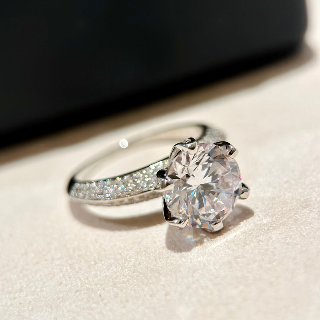 Tiffany Pave Tiffany Setting Engagement 18K Gold Ring product image 5, provided for visual reference and product detail
