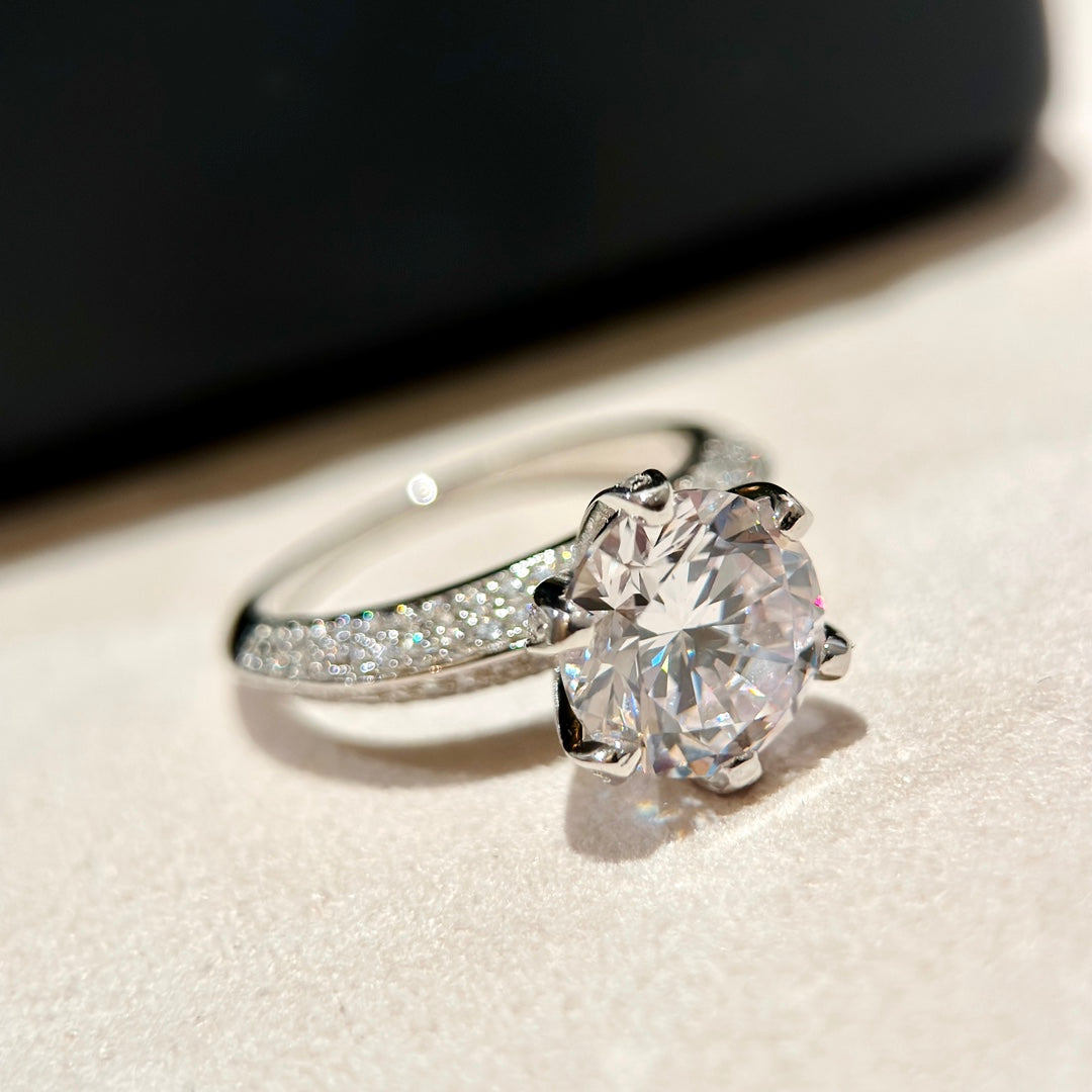 Tiffany Pave Tiffany Setting Engagement 18K Gold Ring product image 5, provided for visual reference and product detail