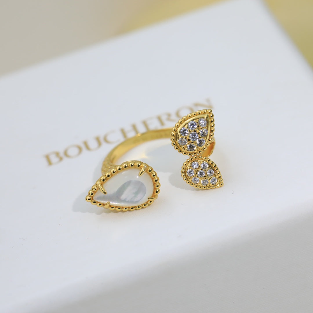 Serpent Boh ̈ ̈me Diamonds 18K Gold Ring product image 4, provided for visual reference and product detail review