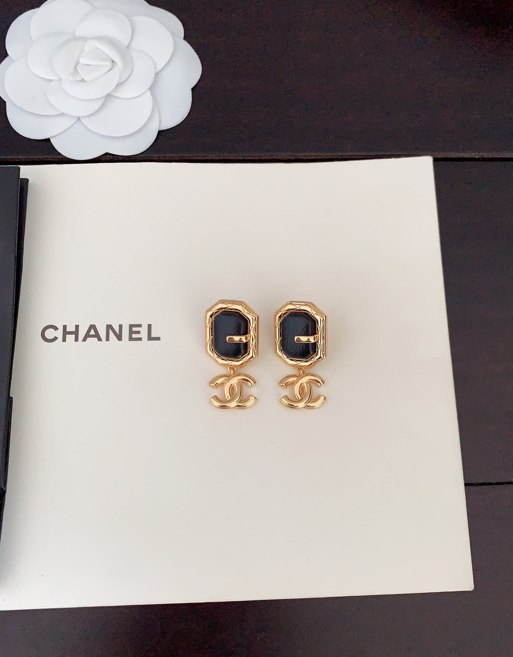 Chanel Pendant Leather 18K Gold Earrings product image 4, provided for visual reference and product detail review
