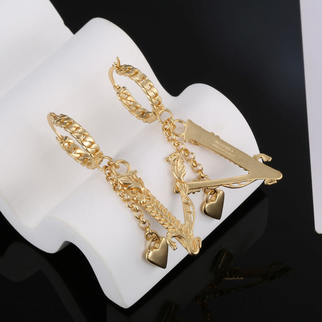 Heart Long 18K Gold Earrings product image 3, provided for visual reference and product detail review
