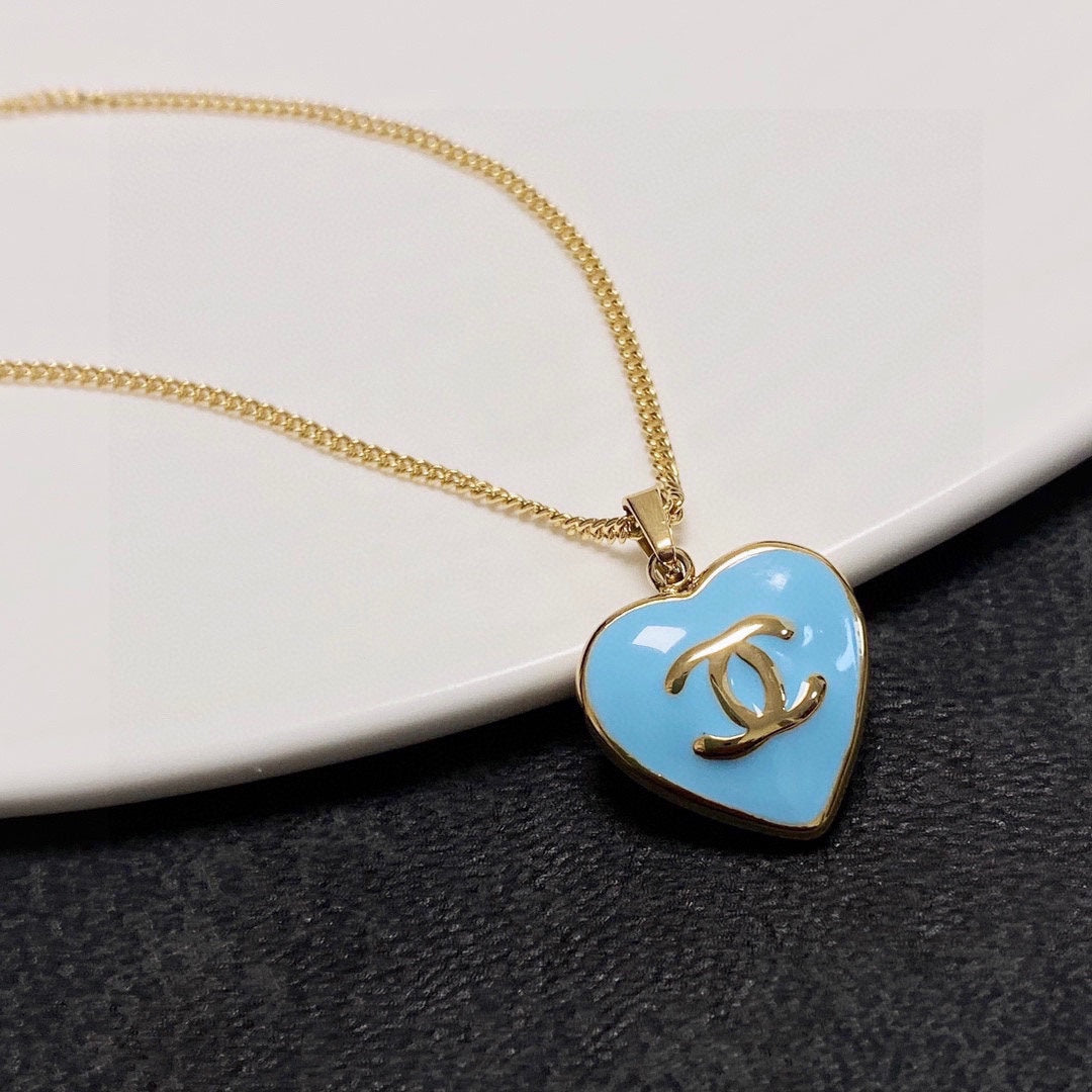 Chanel Blue Heart 18K Gold Necklace product image 8, provided for visual reference and product detail review