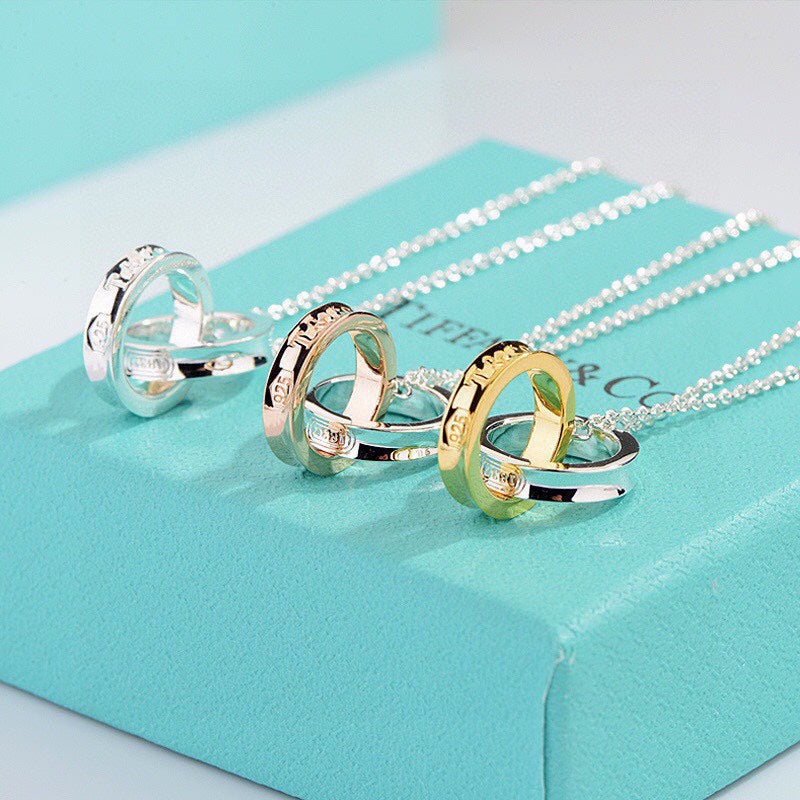 Tiffany 1837 Interlocking Circles Pendant 18K Gold Necklace product image 5, provided for visual reference and product