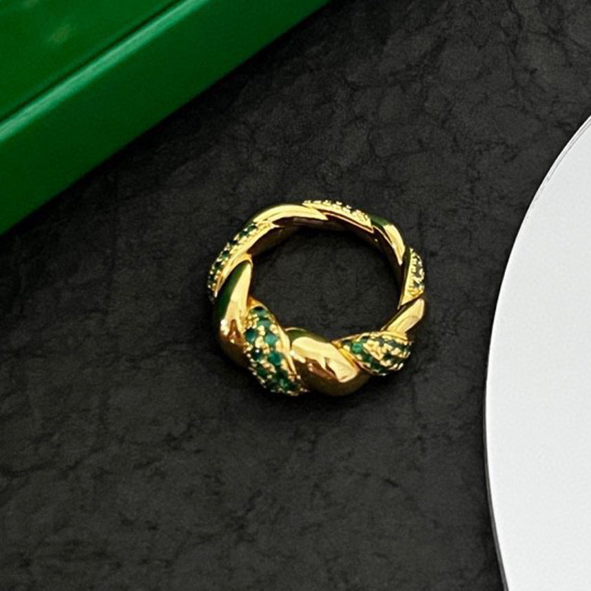 Bvlgari Green Crystals 18K Gold Ring product image 1, provided for visual reference and product detail review