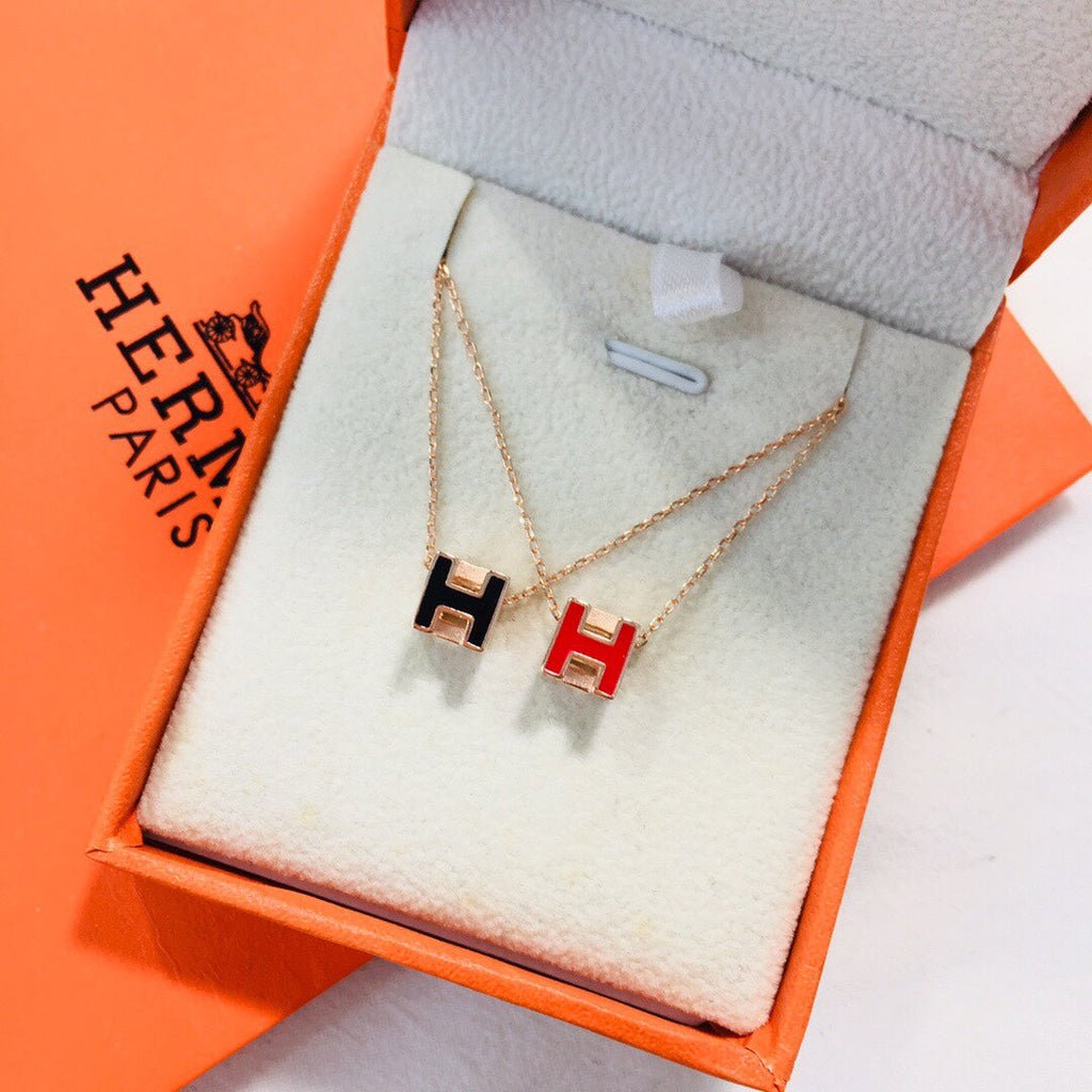 Hermes Cage D'H White 18K Gold Necklace product image 3, provided for visual reference and product detail review