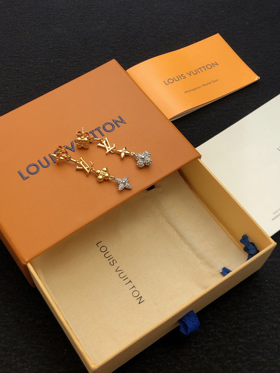 Louis Vuitton Monogram 18K Gold Earrings product image 4, provided for visual reference and product detail review
