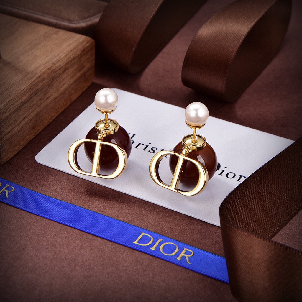 Dior Tribales Brown Resin Pearls 18K Gold Earrings product image 6, provided for visual reference and product detail review