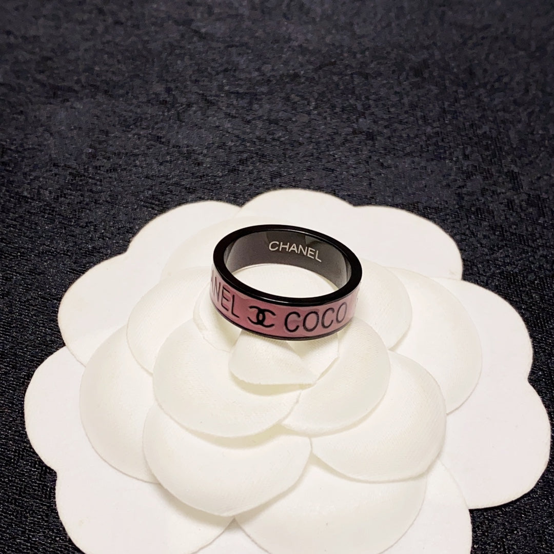 Chanel Coco Pink 18K Gold Ring product image 2, provided for visual reference and product detail review