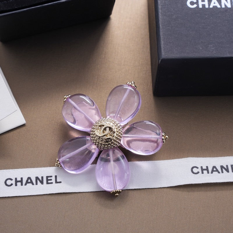 Chanel Pink & Purple 18K Gold Brooch product image 3, provided for visual reference and product detail review