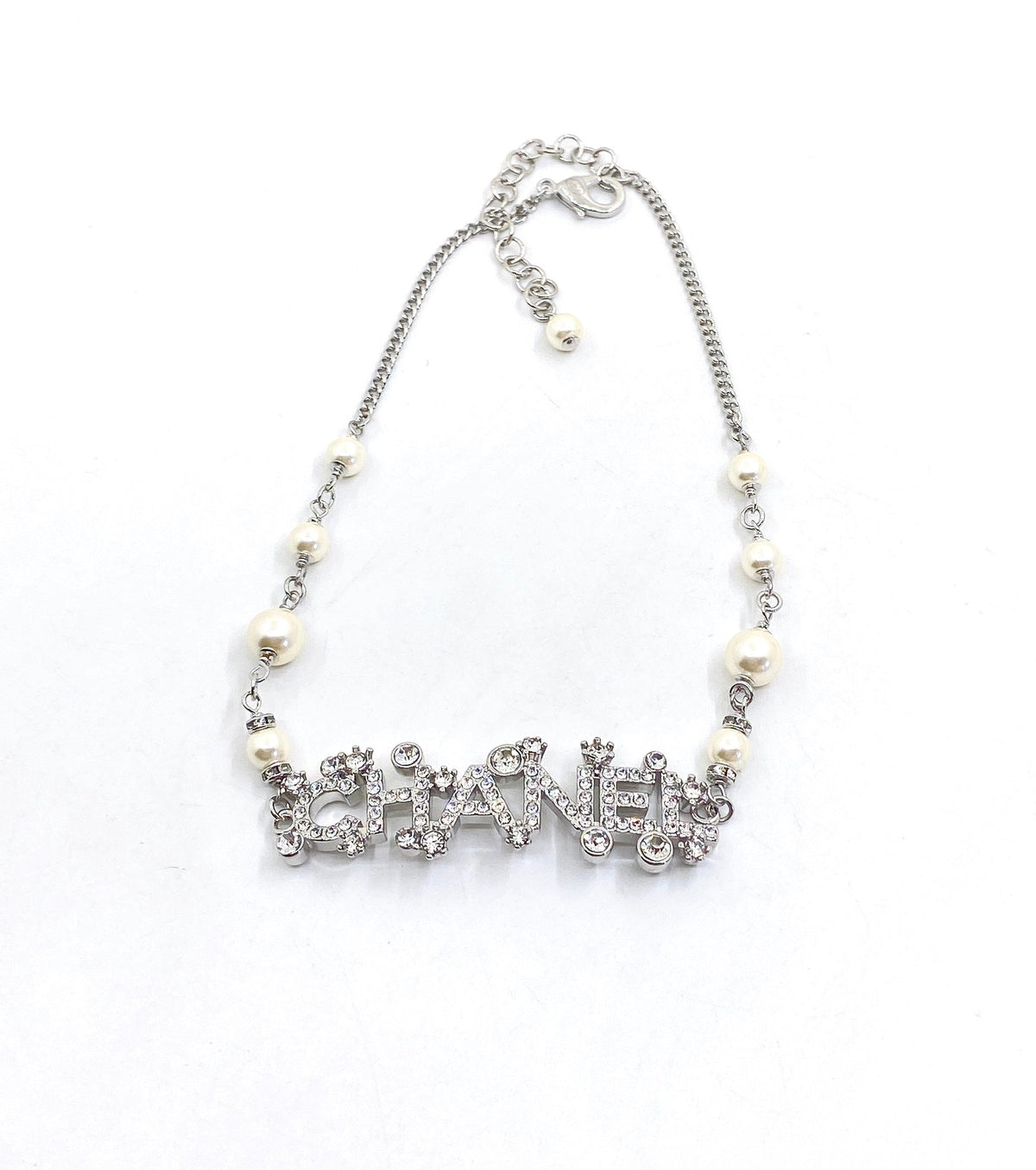 Chanel Crystals 18K Gold Necklace product image 5, provided for visual reference and product detail review