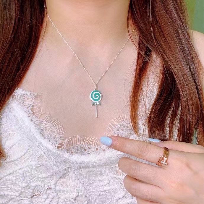 Tiffany Lollipop Charm Chain 18K Gold Necklace product image 3, provided for visual reference and product detail review