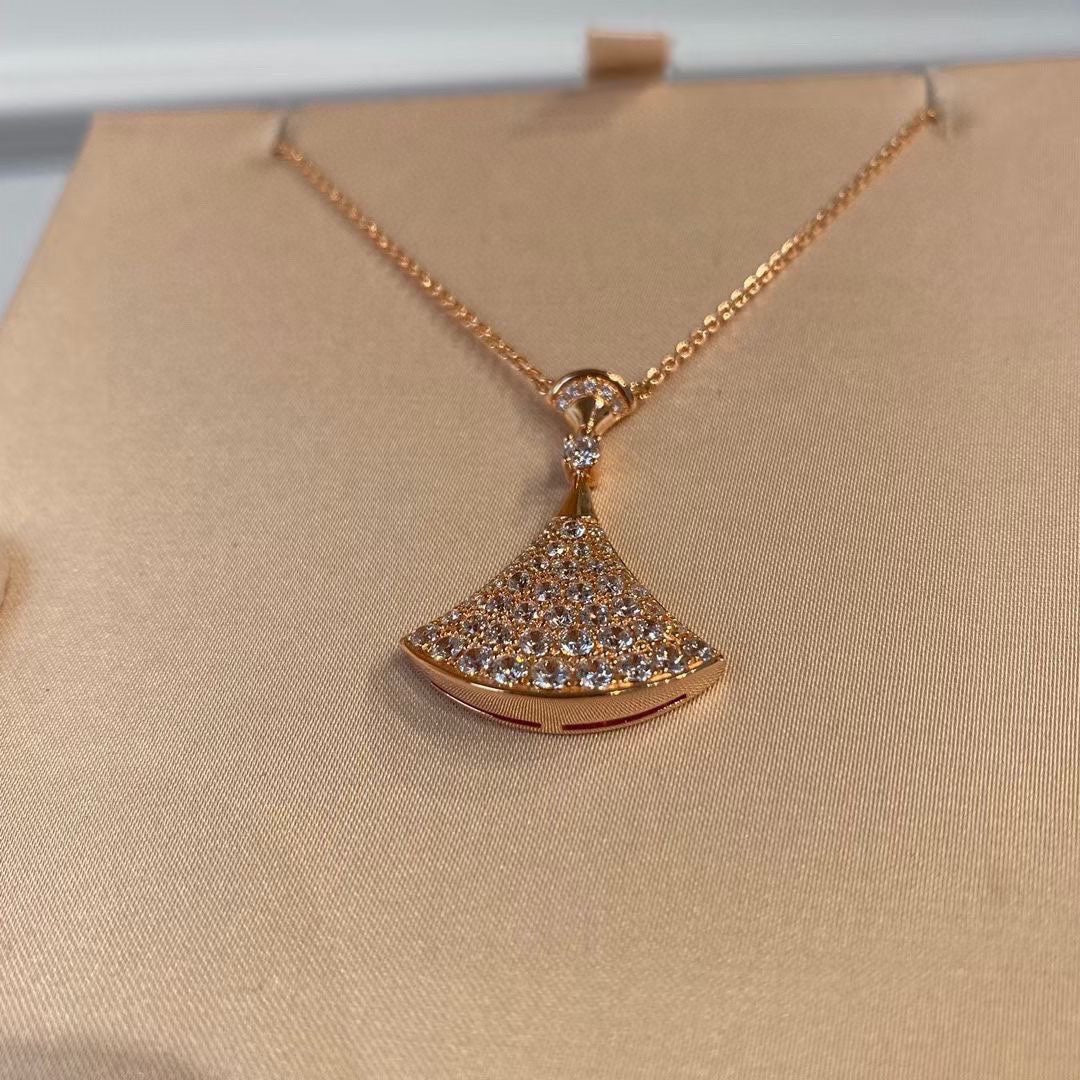 Bvlgari BVLGARI Dream Pave Diamond 18K Gold Necklace product image 8, provided for visual reference and product detail review