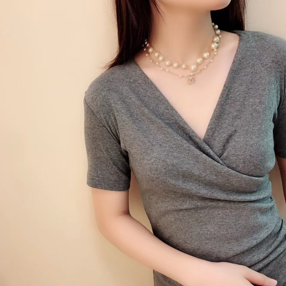 Chanel Pearls 18K Gold Necklace product image 5, provided for visual reference and product detail review