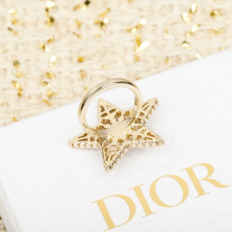 Dior Star Diamond 18K Gold Brooch product image 6, provided for visual reference and product detail review