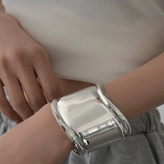 Elsa Peretti Medium Bone Cuff Bracelet product image 5, provided for visual reference and product detail review