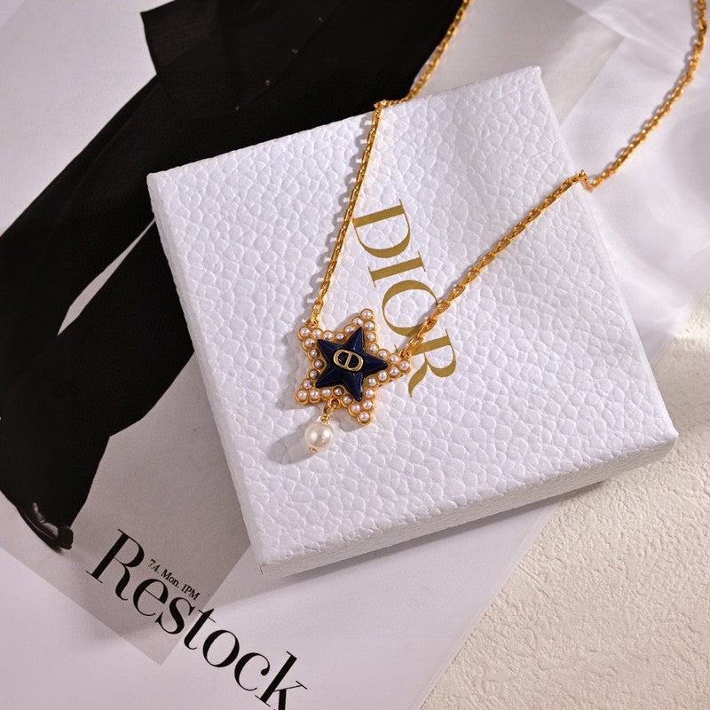 Dior Petit Lucky Baroque 18K Gold Necklace product image 3, provided for visual reference and product detail review