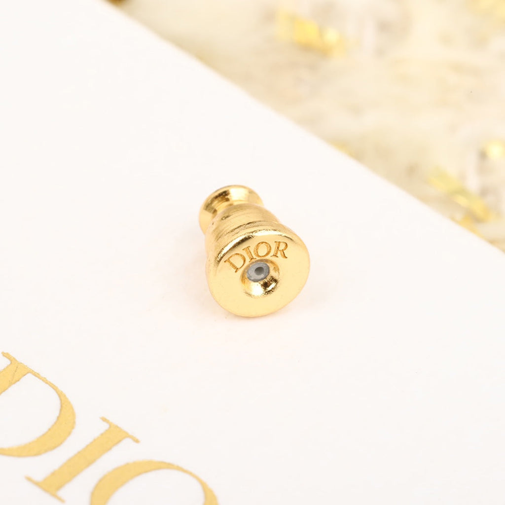 Dior Petit Tassel 18K Gold Earrings product image 4, provided for visual reference and product detail review