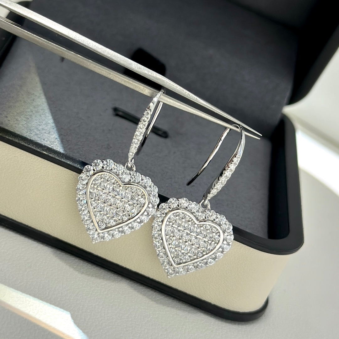 Tiffany Heart Diamonds 18K Gold Earrings product image 6, provided for visual reference and product detail review