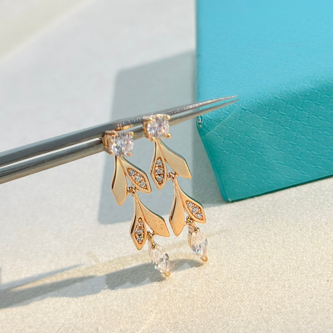 Tiffany Victoria Vine Convertible Drop 18K Gold Earrings product image 8, provided for visual reference and product detail