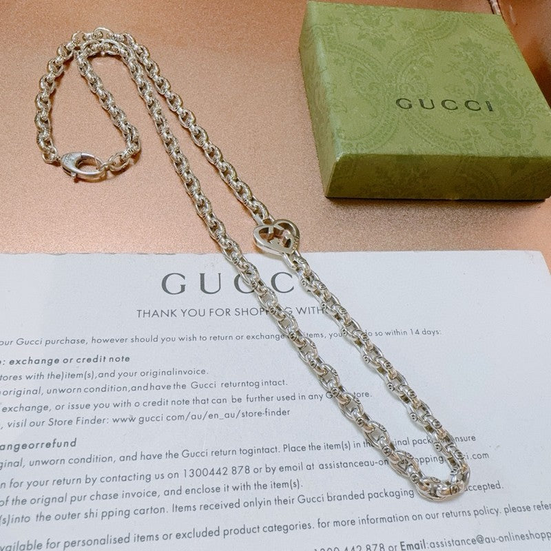 Gucci Double Classic Chain 18K Gold Necklace product image 5, provided for visual reference and product detail review