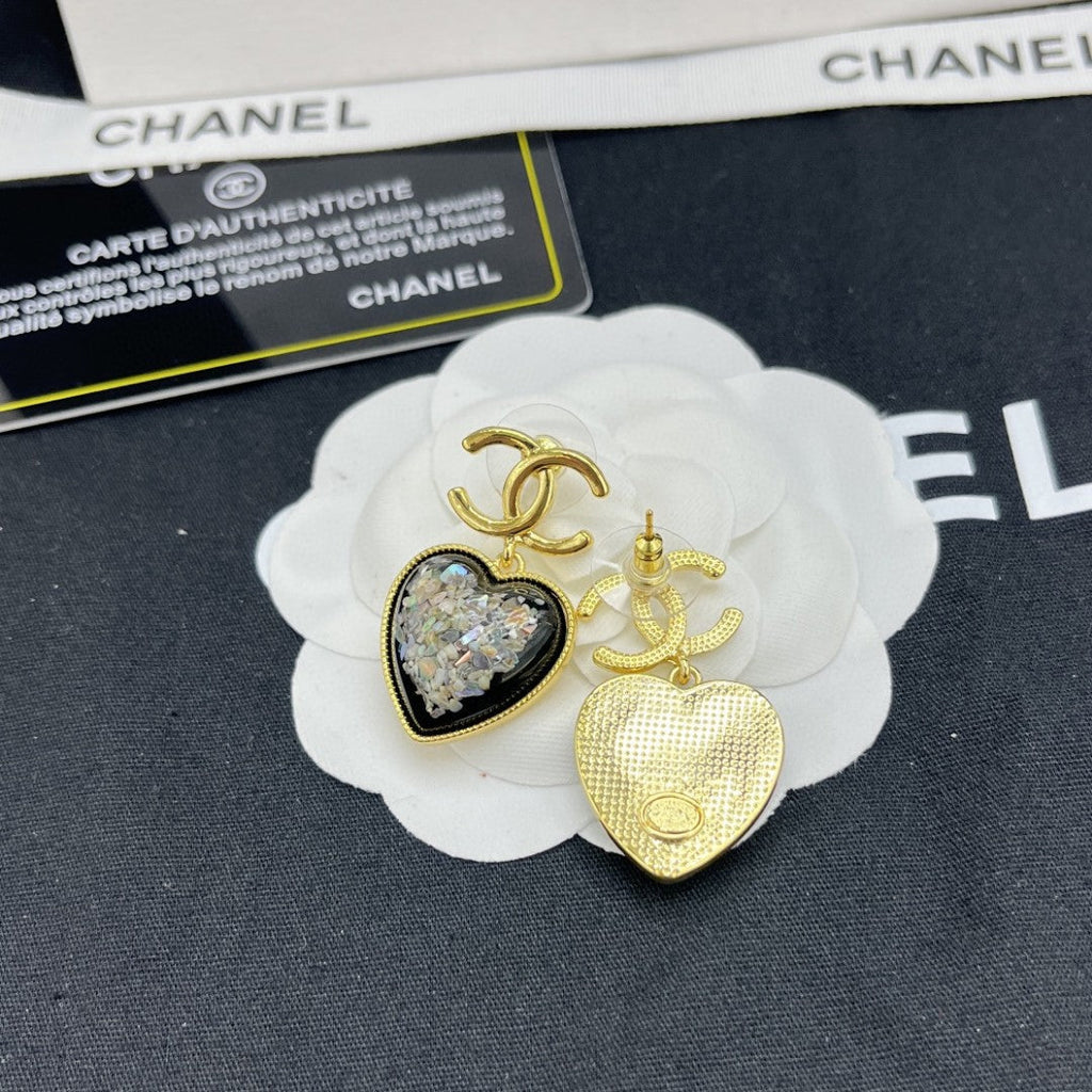 Chanel Multi-Color Crystals Heart 18K Gold Earrings product image 7, provided for visual reference and product detail review