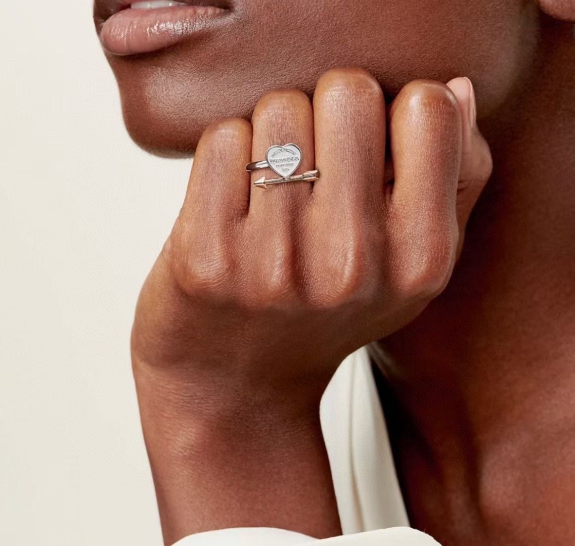 Tiffany Return to Lovestruck Heart Tag 18K Gold Ring product image 3, provided for visual reference and product detail review