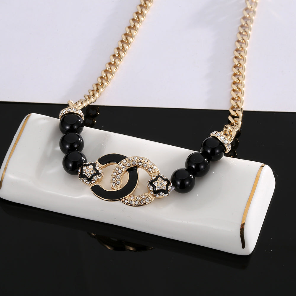 Chanel Black Pearls Diamonds 18K Gold Necklace product image 5, provided for visual reference and product detail review