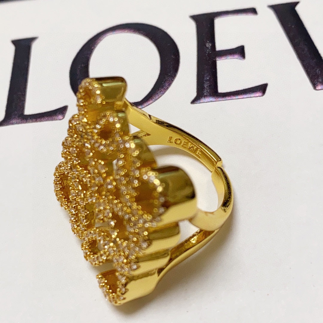 LOEWE Anagram Crystals 18K Gold Ring product image 7, provided for visual reference and product detail review
