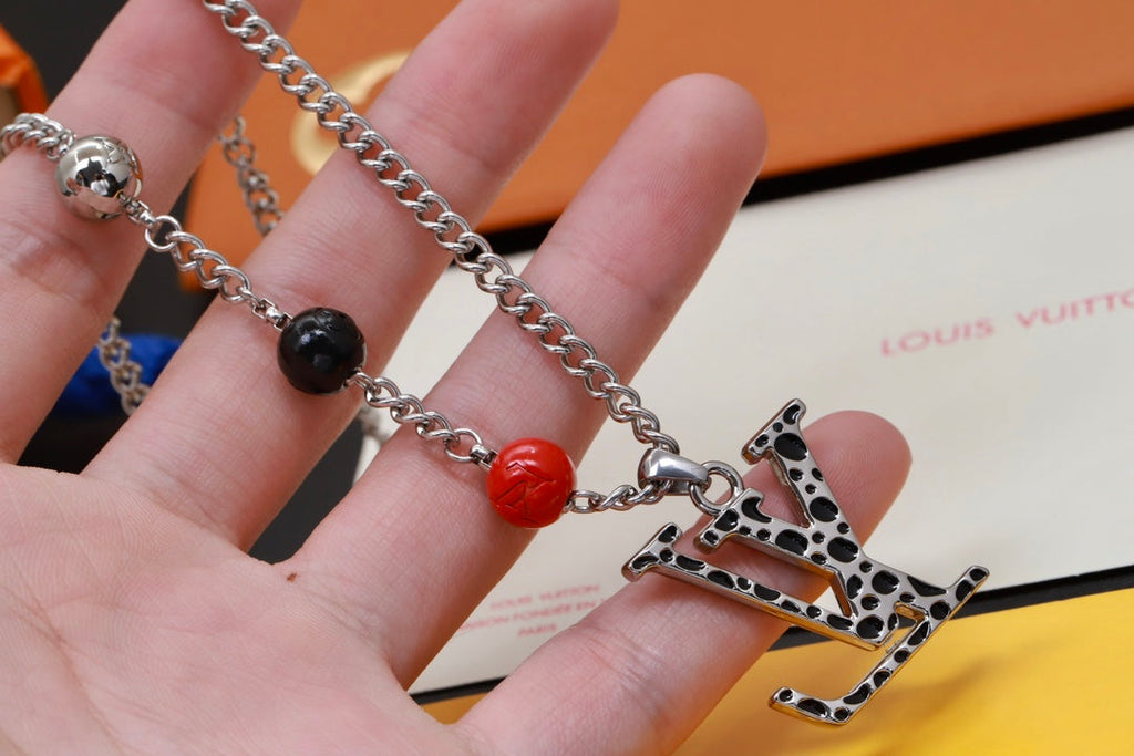 Louis Vuitton x Yk Infinity Dots 18K Gold Necklace product image 6, provided for visual reference and product detail review