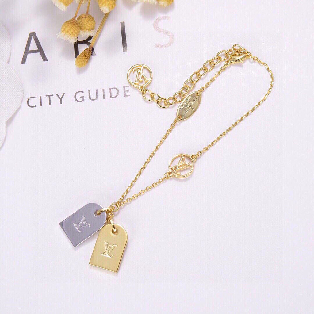 Louis Vuitton Monogram 18K Gold Bracelet product image 5, provided for visual reference and product detail review