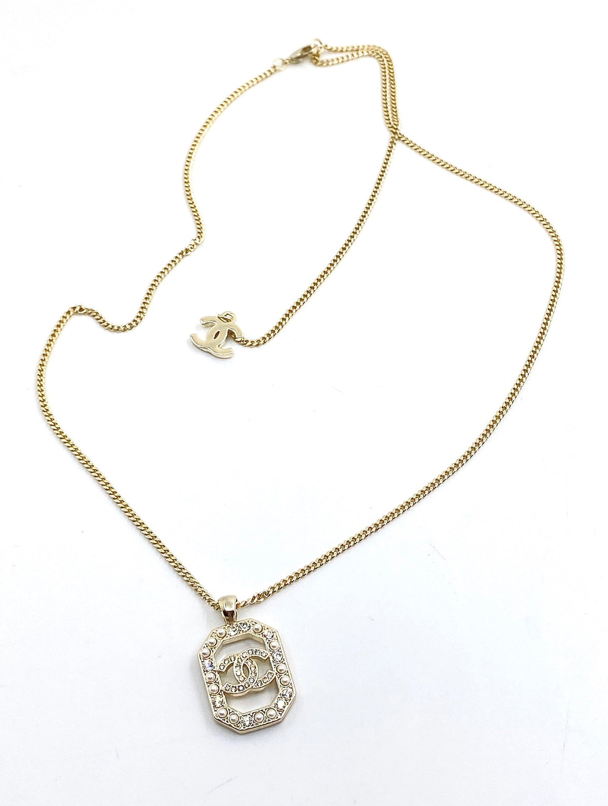 Chanel Perfume Bottle Chain 18K Gold Necklace product image 2, provided for visual reference and product detail review