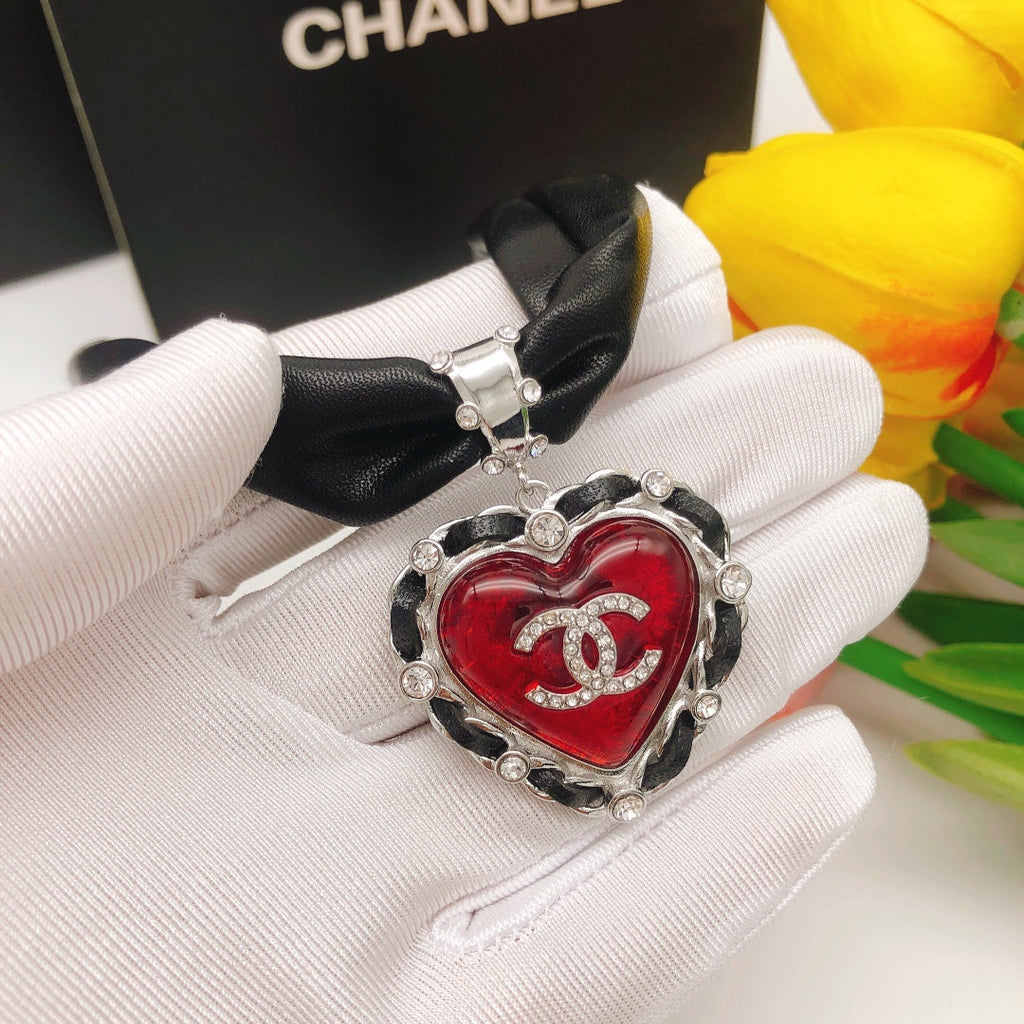 Chanel 2021 Leather Choker 18K Gold Necklace product image 4, provided for visual reference and product detail review