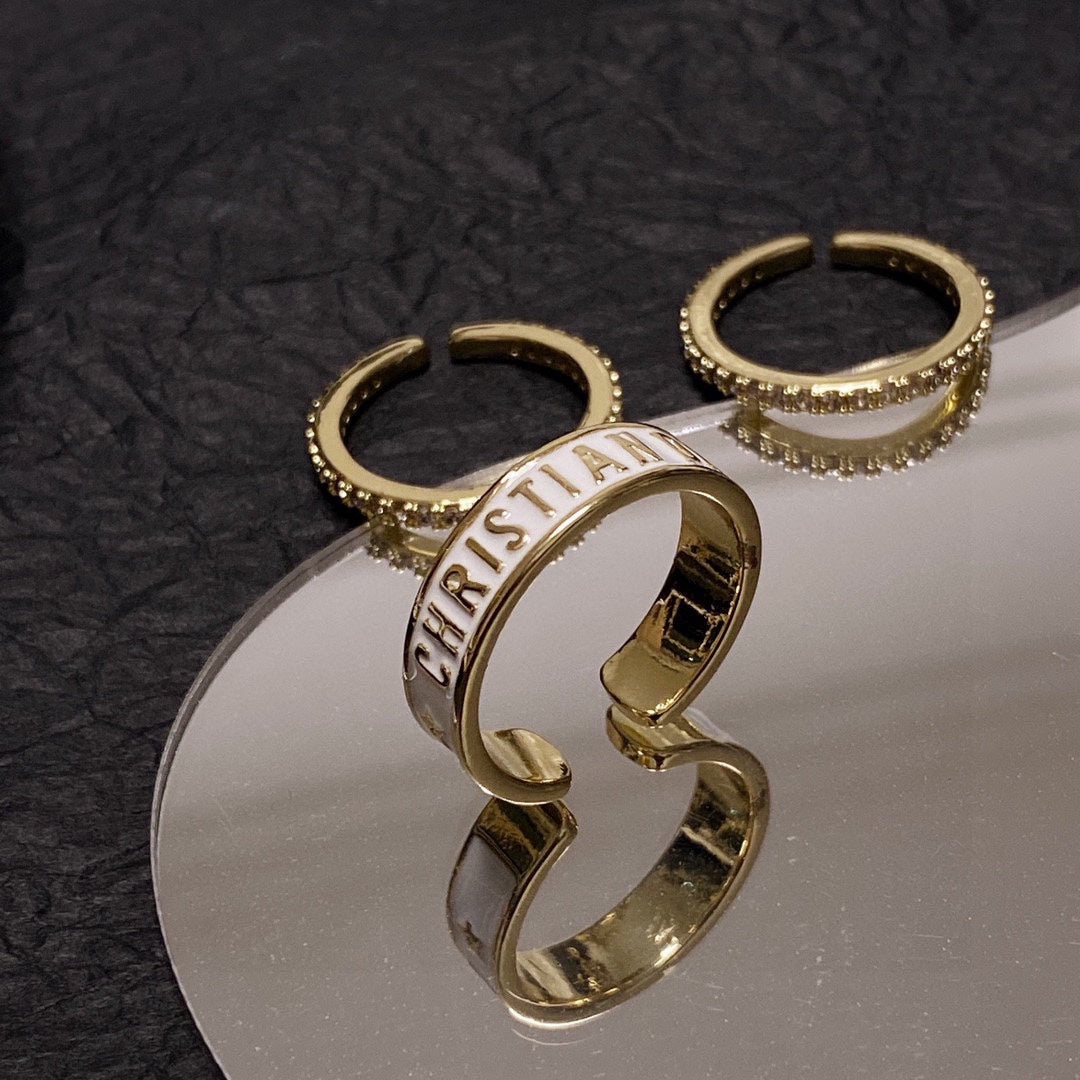 Dior Code Ring 18K Gold Set product image 10, provided for visual reference and product detail review