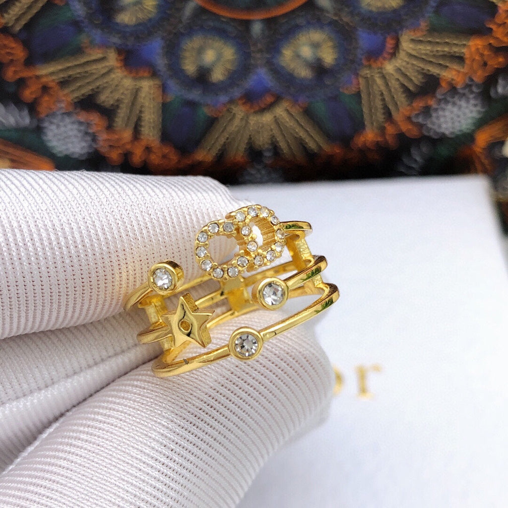 Dior Star Diamonds 18K Gold Ring product image 2, provided for visual reference and product detail review