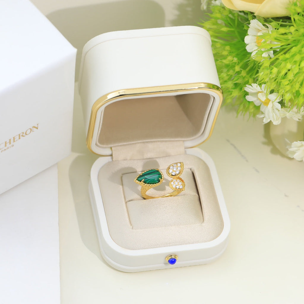 Serpent Boh ̈ ̈me Diamonds 18K Gold Ring product image 15, provided for visual reference and product detail review