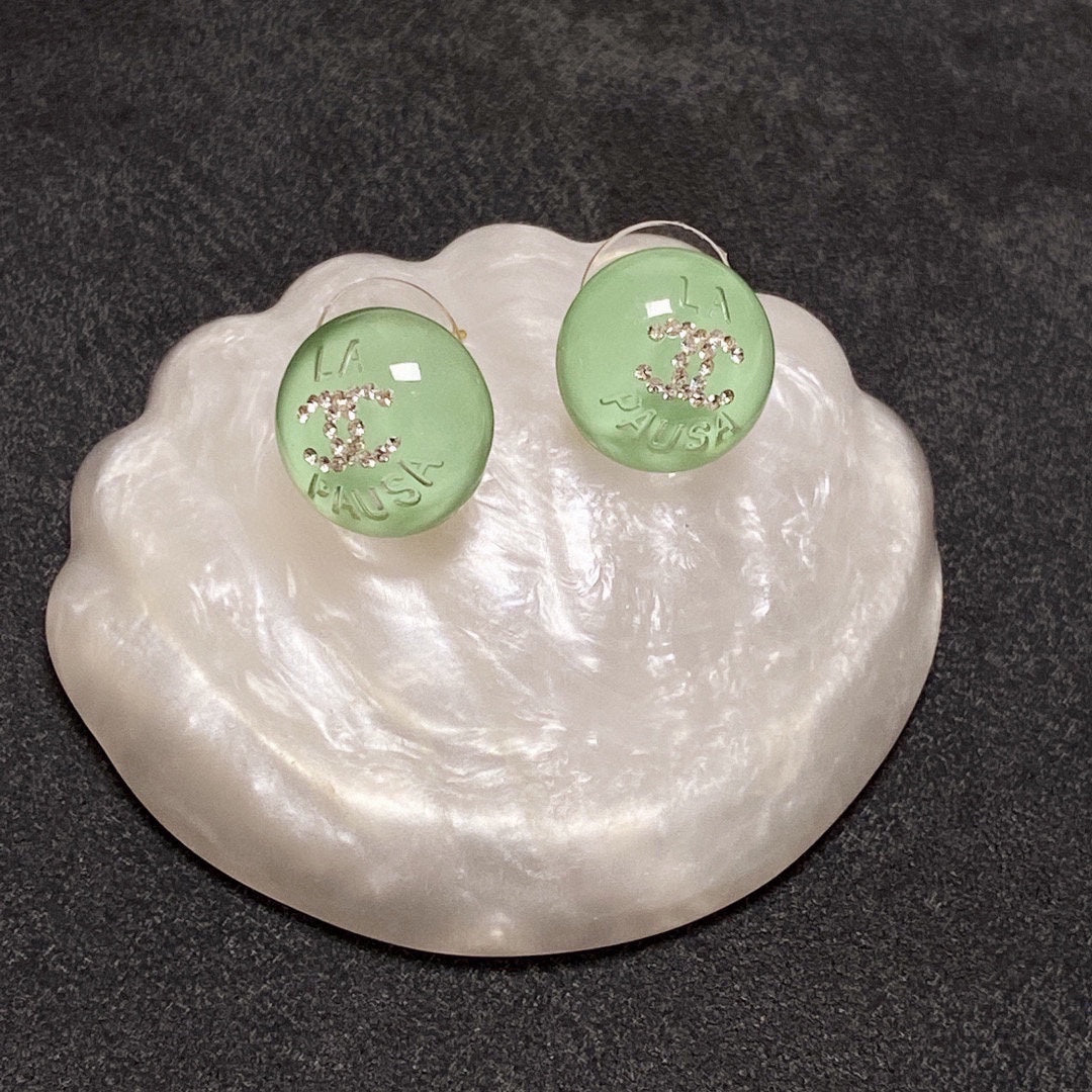 Chanel Green 18K Gold Earrings product image 9, provided for visual reference and product detail review