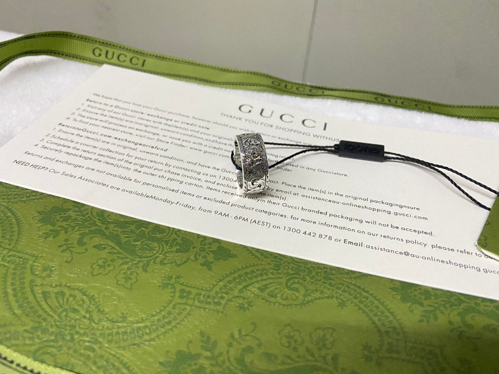 Double Gucci Feline Head Ring product image 10, provided for visual reference and product detail review