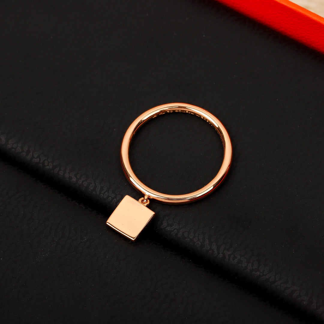 Hermes Chaine D'ancre Verso 18K Gold Ring product image 5, provided for visual reference and product detail review
